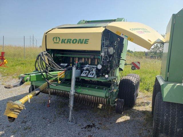 Rundballenpresse Krone Comprima V 150 XC