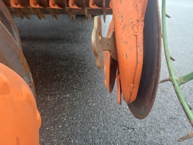 Drillkombination Amazone KE302 mit AD303