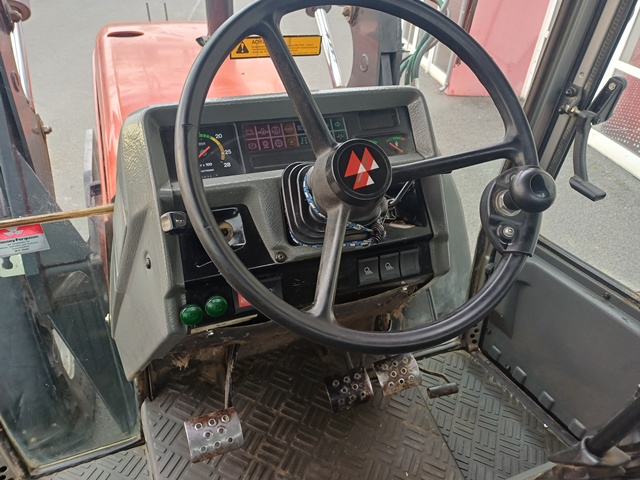 Schlepper Massey Ferguson 3125