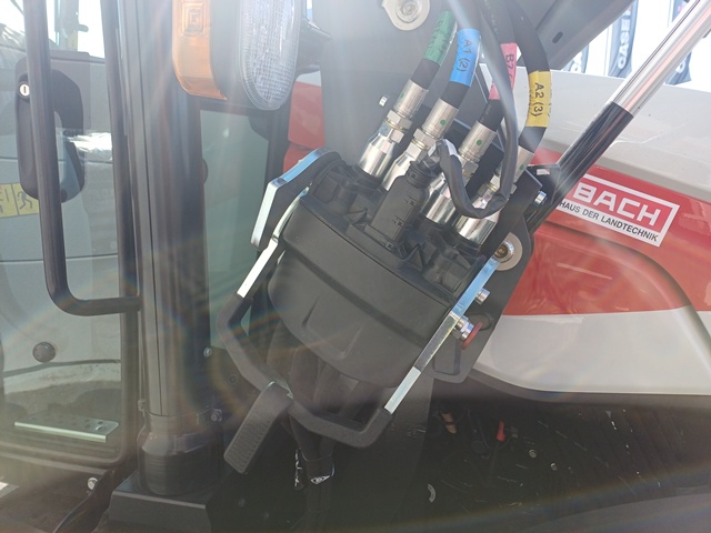 Schlepper STEYR Plus 4100