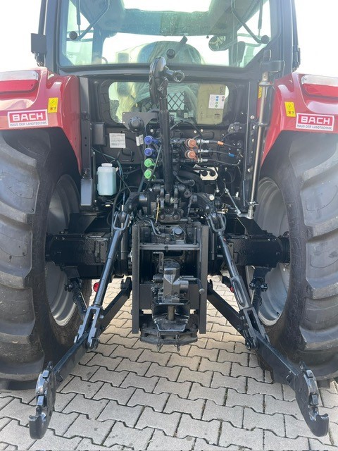 Schlepper CASE IH Farmall 100A PS