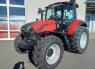 Schlepper Case IH Farmall 100M