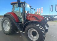 Schlepper Case IH Farmall 100M