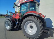 Schlepper Case IH Farmall 100M